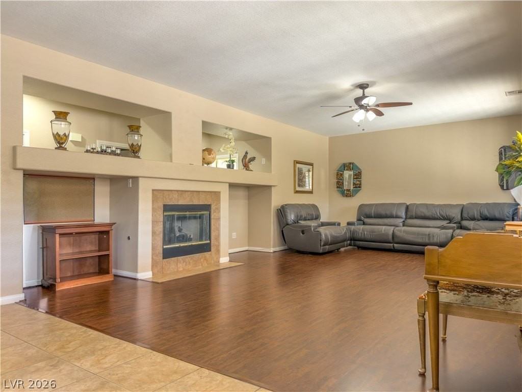 3069 Regal Cove St - Photo 6 of 29