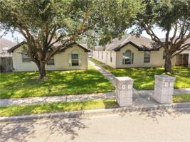 featured image of 2113 Carlos St