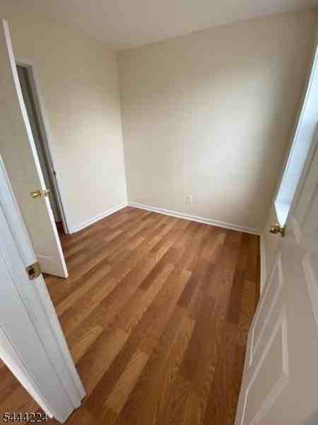 319 14th Ave - Photo 3 of 9