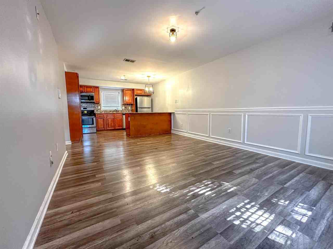 171 Clifford St #1 - Photo 3 of 29