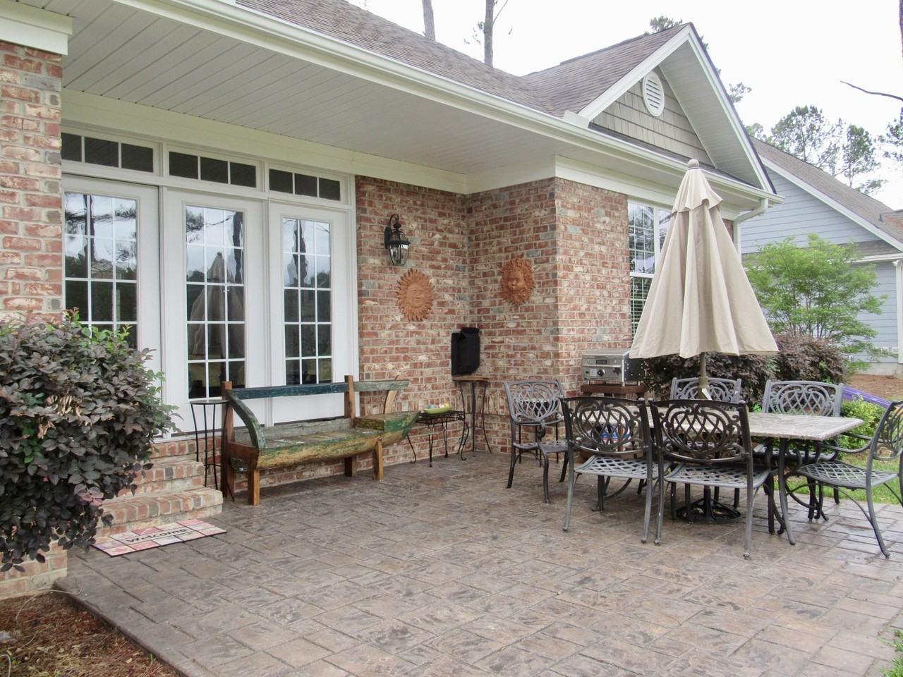 1271 Greenbriar Dr - Photo 6 of 25