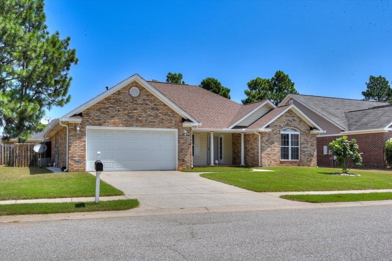 610 Butler Springs Cir - Photo 3 of 40