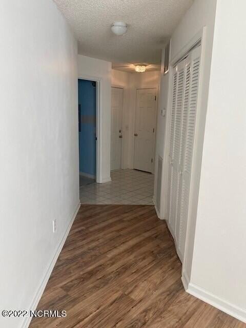 1601 Willoughby Park Ct #5 - Photo 5 of 15