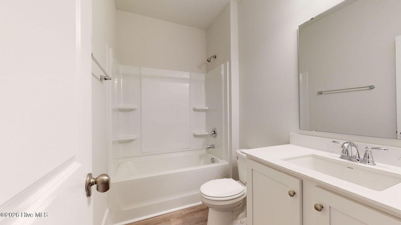 510 Edgewater Way - Photo 6 of 24