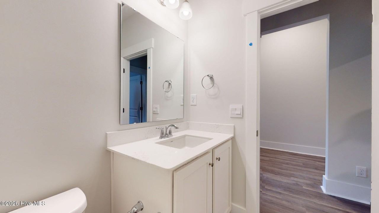 510 Edgewater Way - Photo 7 of 24