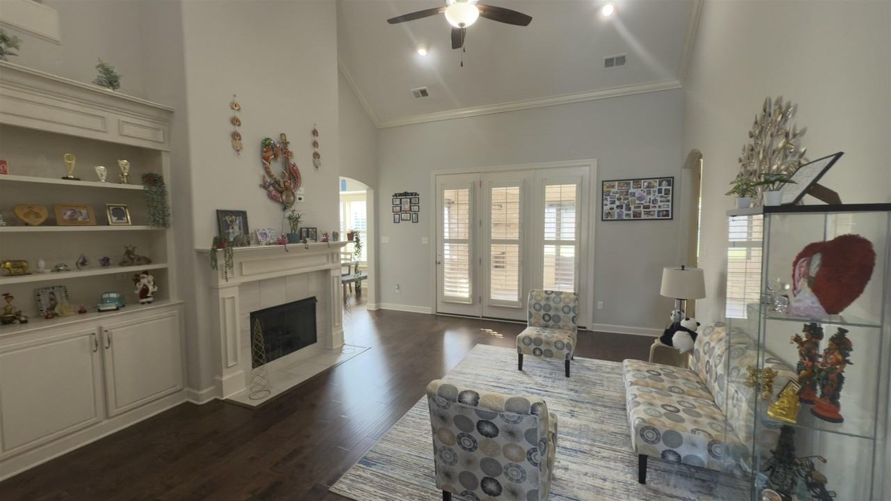 1217 Pilgrim Ridge Rd - Photo 6 of 33