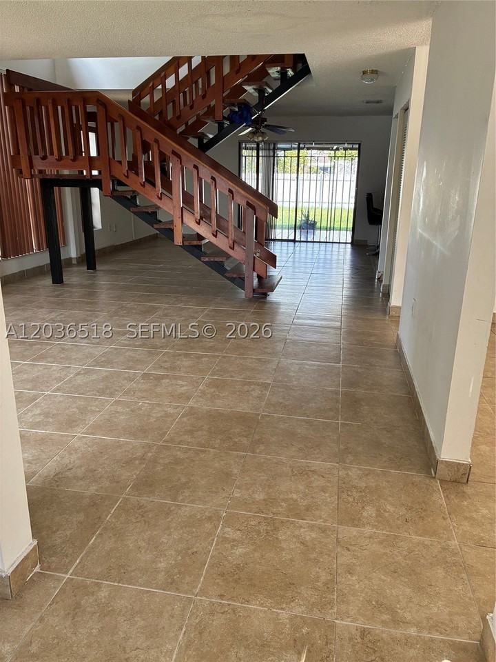 2441 Sw 111th Ave #2441 - Photo 2 of 19