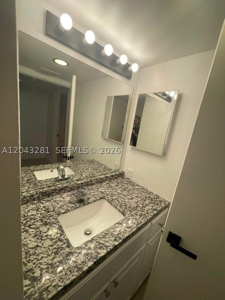 4341 W Mcnab Rd #21 - Photo 7 of 18