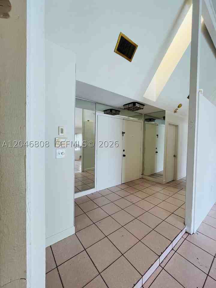 925 Ne 207th Ter #0 - Photo 3 of 28
