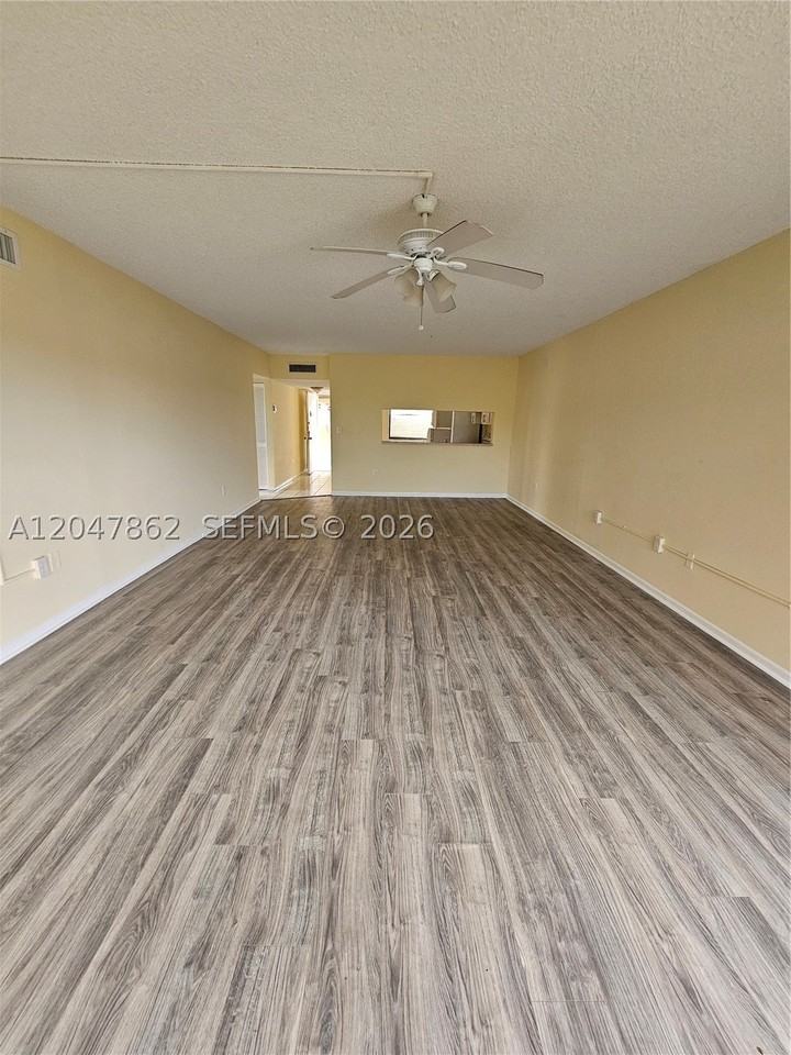 461 Ives Dairy Rd #406-2 - Photo 6 of 17