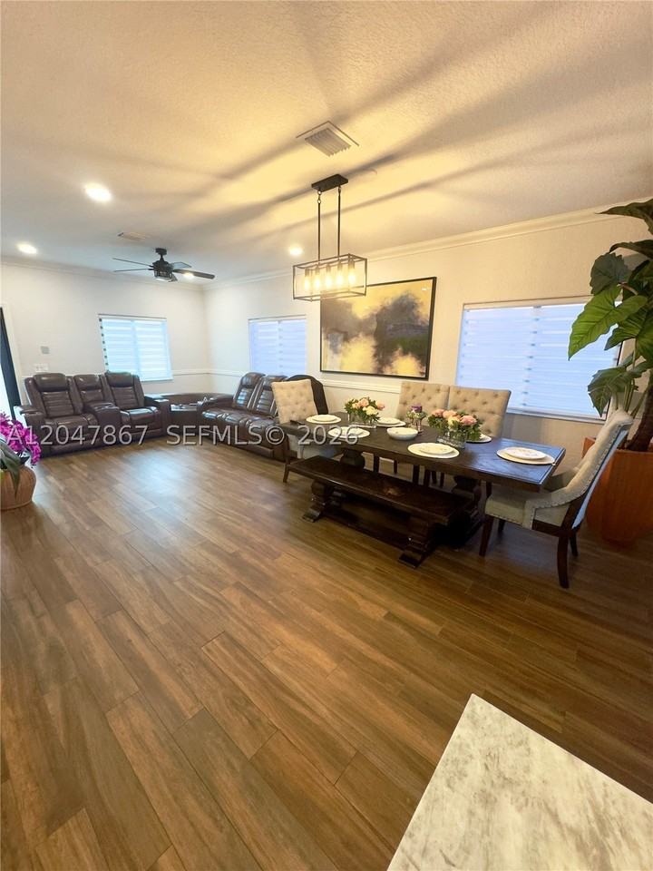 17833 Sw 155th Ct #0 - Photo 6 of 31