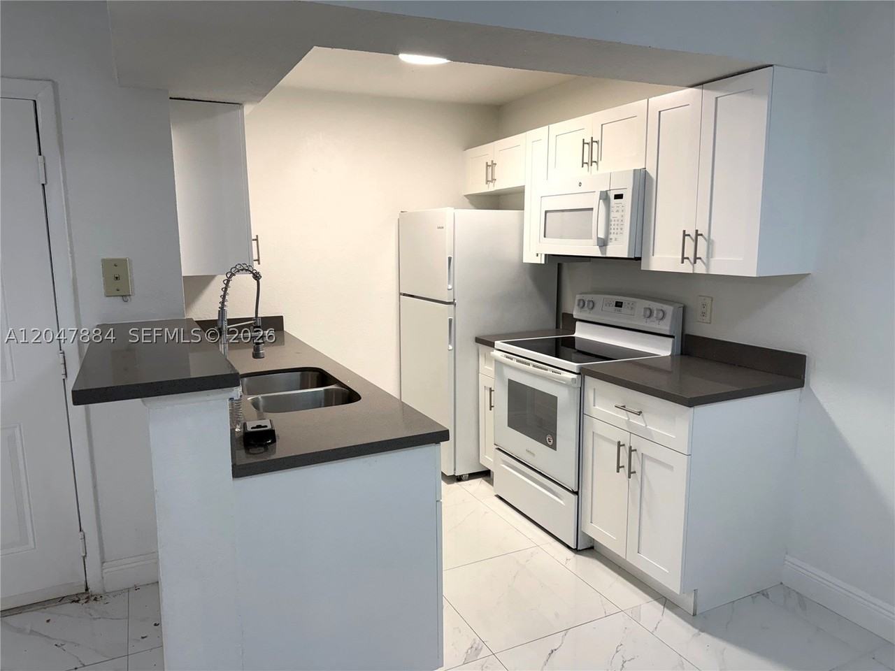 15560 Sw 104th Ter #619 - Photo 2 of 9