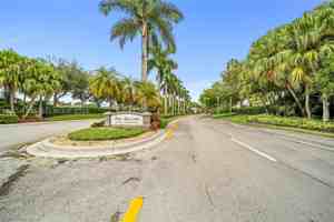 featured image of 1115 Camellia Cir #1115