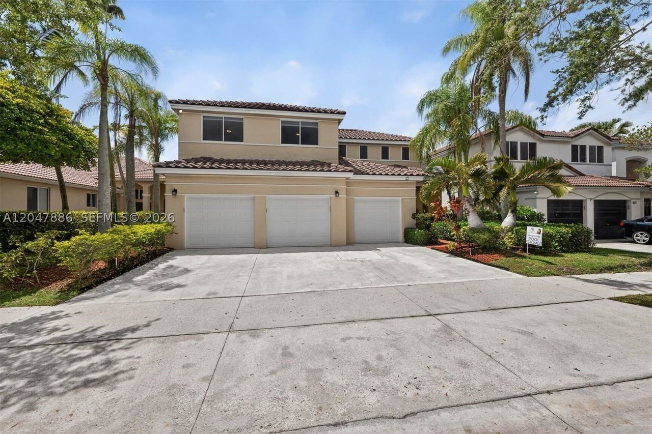 1115 Camellia Cir #1115 - Photo 2 of 35