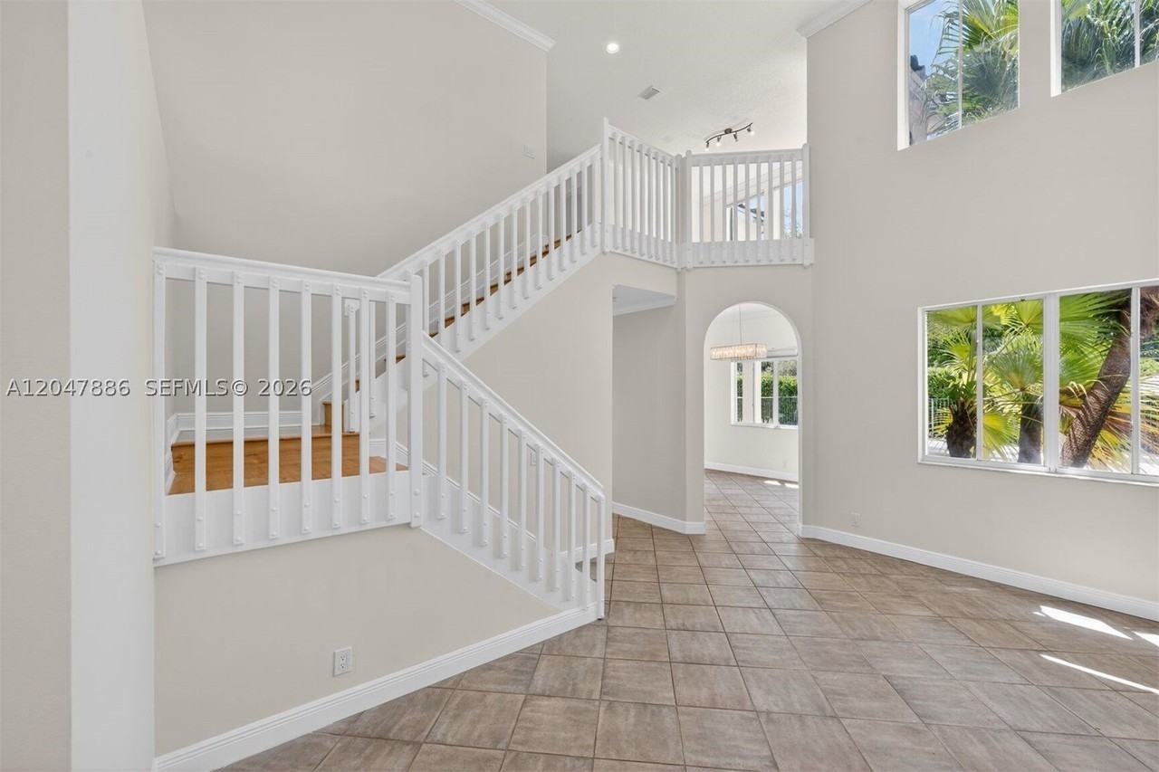 1115 Camellia Cir #1115 - Photo 4 of 35