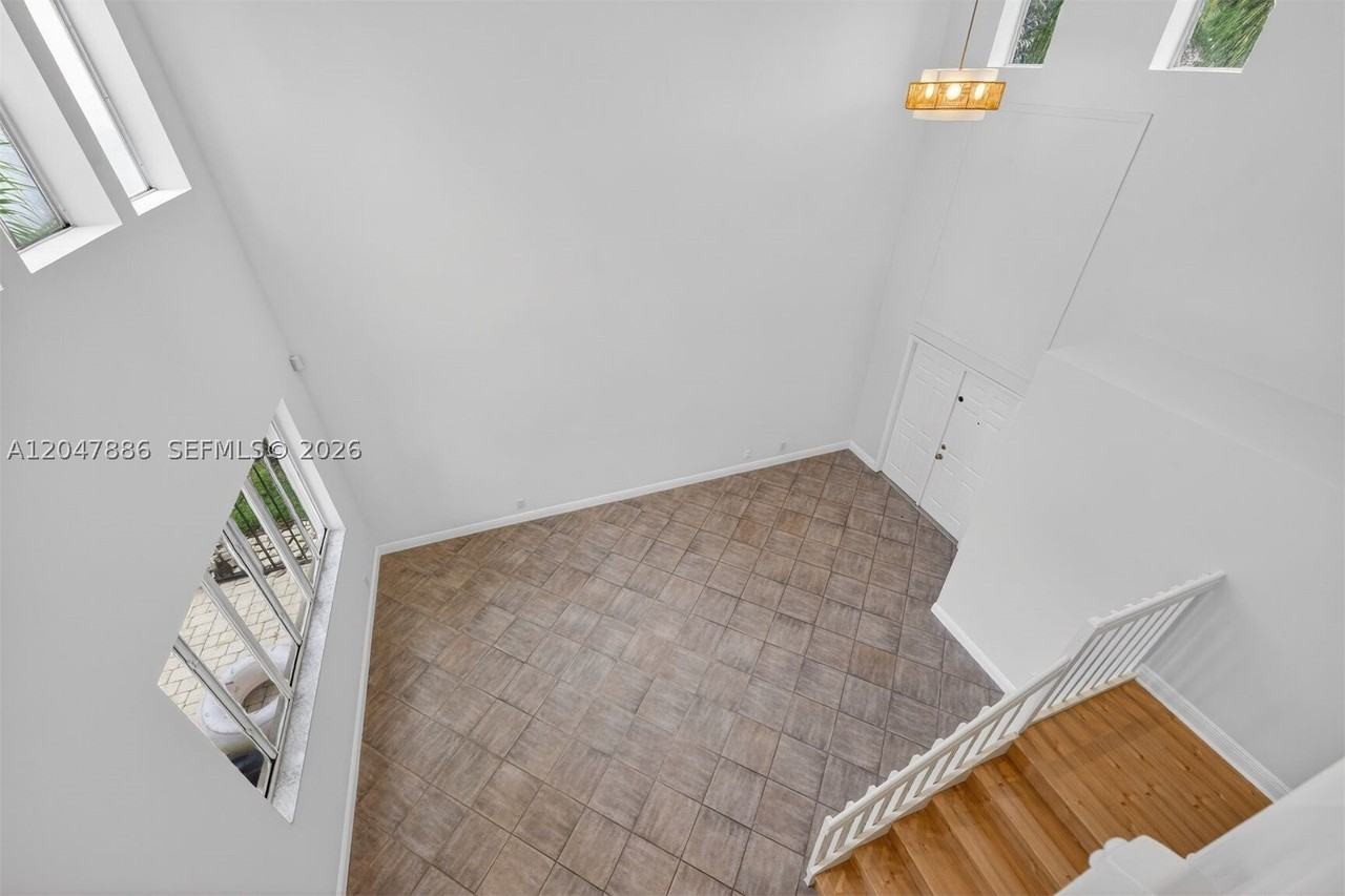 1115 Camellia Cir #1115 - Photo 6 of 35