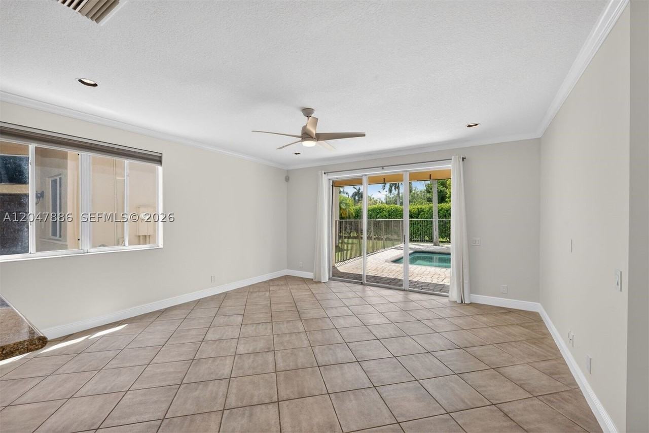 1115 Camellia Cir #1115 - Photo 7 of 35