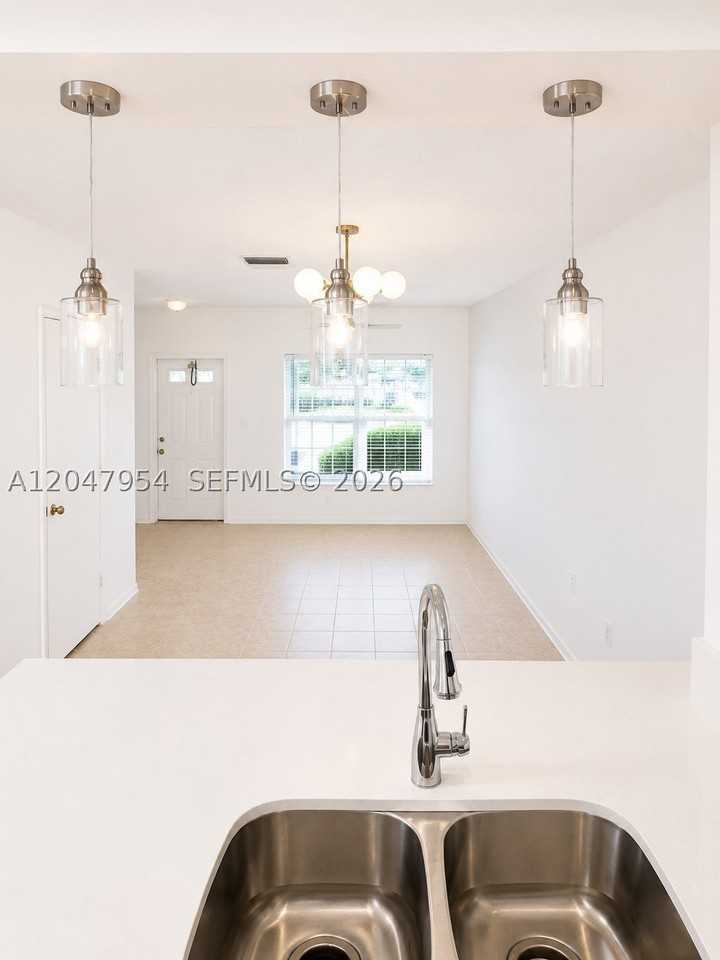 3 Whitehead Cir #3 - Photo 7 of 33