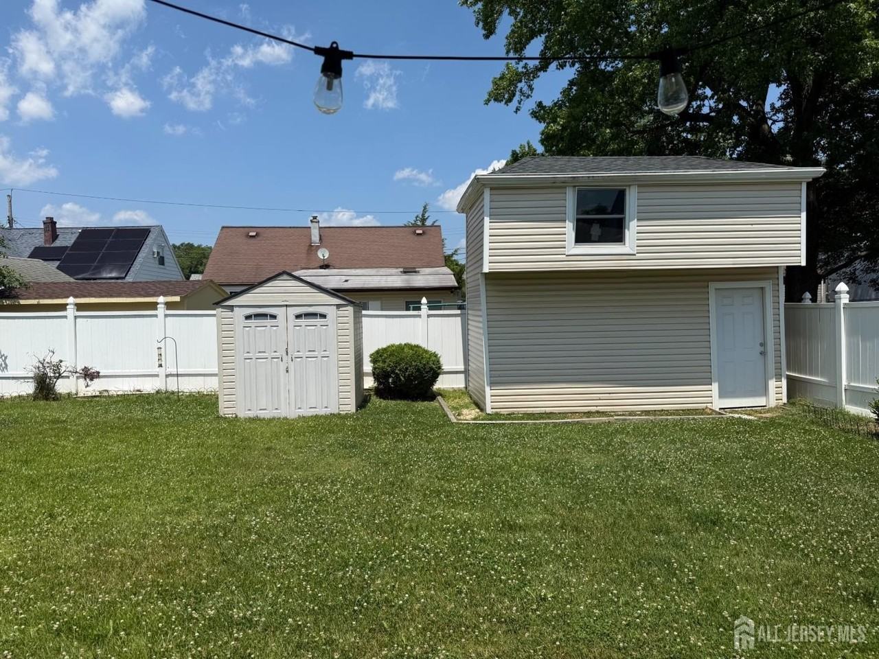 45 W Iselin Pkwy - Photo 4 of 26