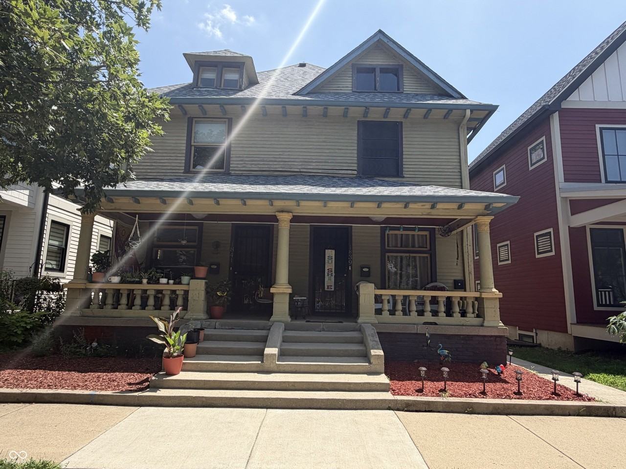 1841 N Talbott St - Photo 3 of 20