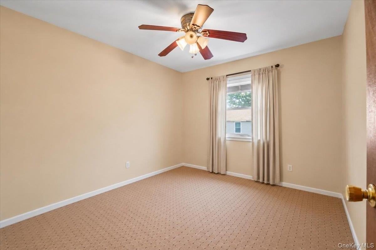 13 N Peach St - Photo 6 of 15