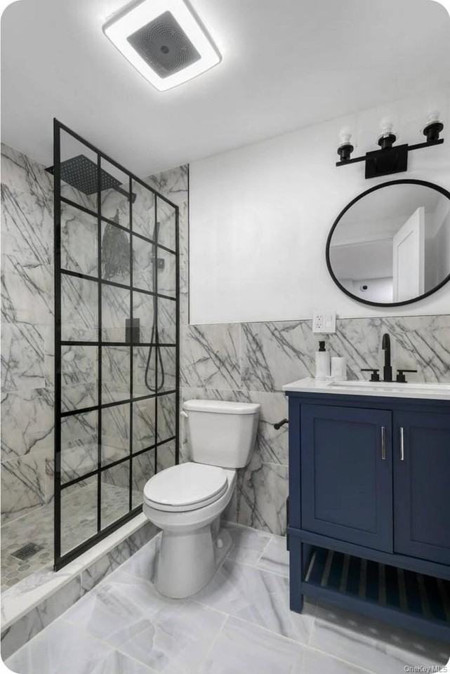 2276 Atlantic Ave - Photo 2 of 13