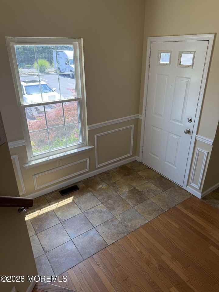 3904 Plowmans Ct - Photo 3 of 19