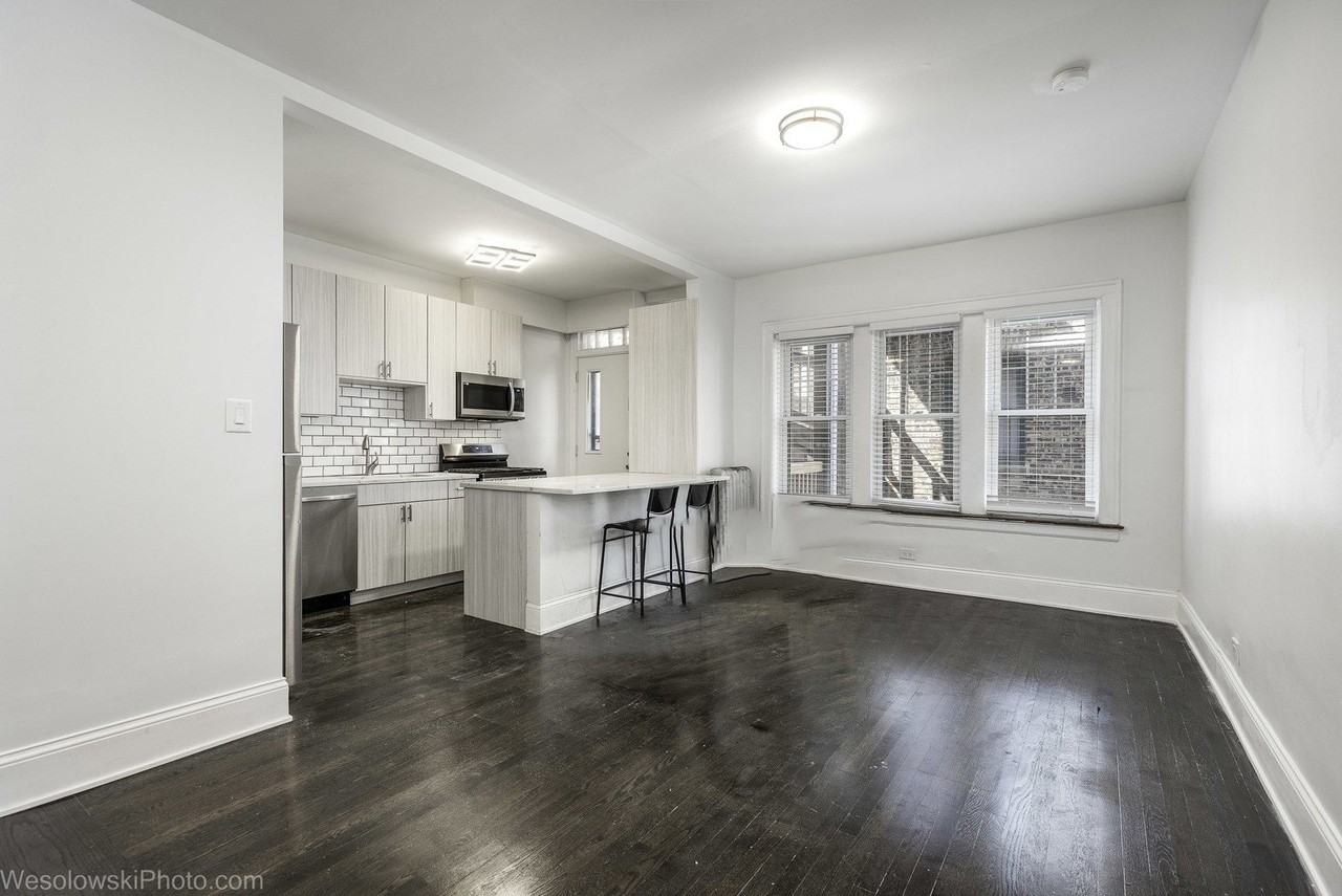 5459 S Ingleside Ave #2N - Photo 6 of 16