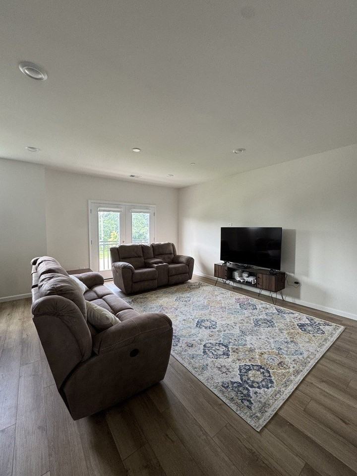 6211 Sandbelt Drive - Photo 5 of 21
