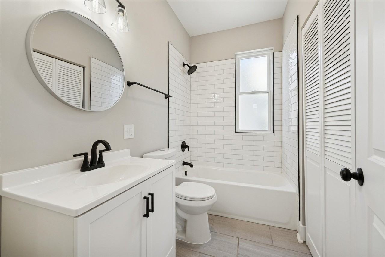 4845 W Potomac Ave #2 - Photo 4 of 4