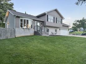 2S151 Avondale Ln - Photo 1 of 1