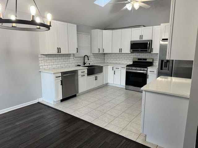 2S151 Avondale Ln - Photo 4 of 27