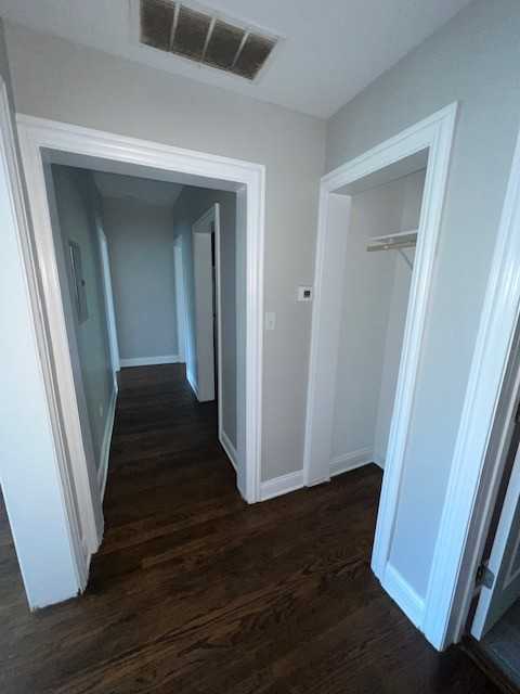 707 W 80th St #707-2 - Photo 4 of 7