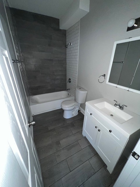 707 W 80th St #707-2 - Photo 5 of 7