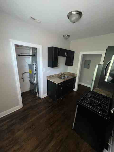 707 W 80th St #707-2 - Photo 6 of 7