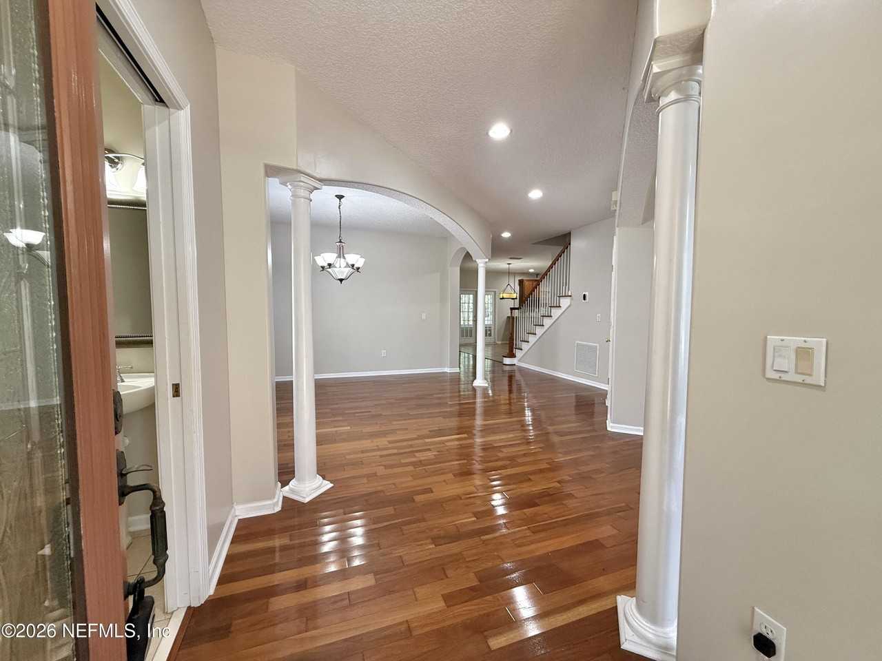 11288 Panther Creek Pkwy - Photo 4 of 49
