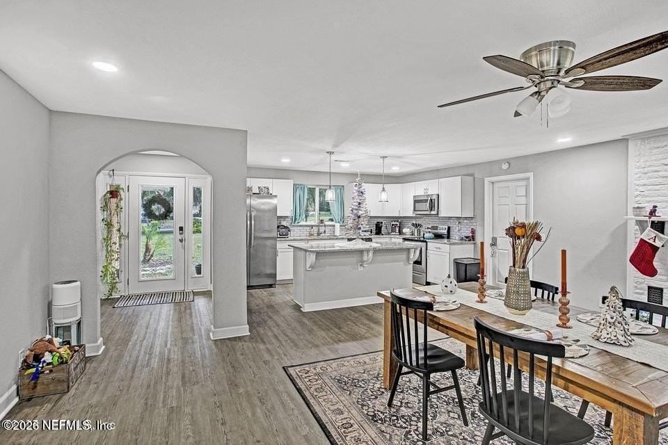 1542 Cellar Cir - Photo 4 of 27