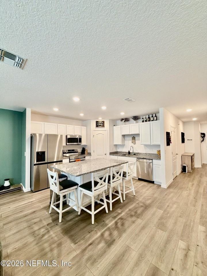 3284 Penny Cove Ln - Photo 5 of 31