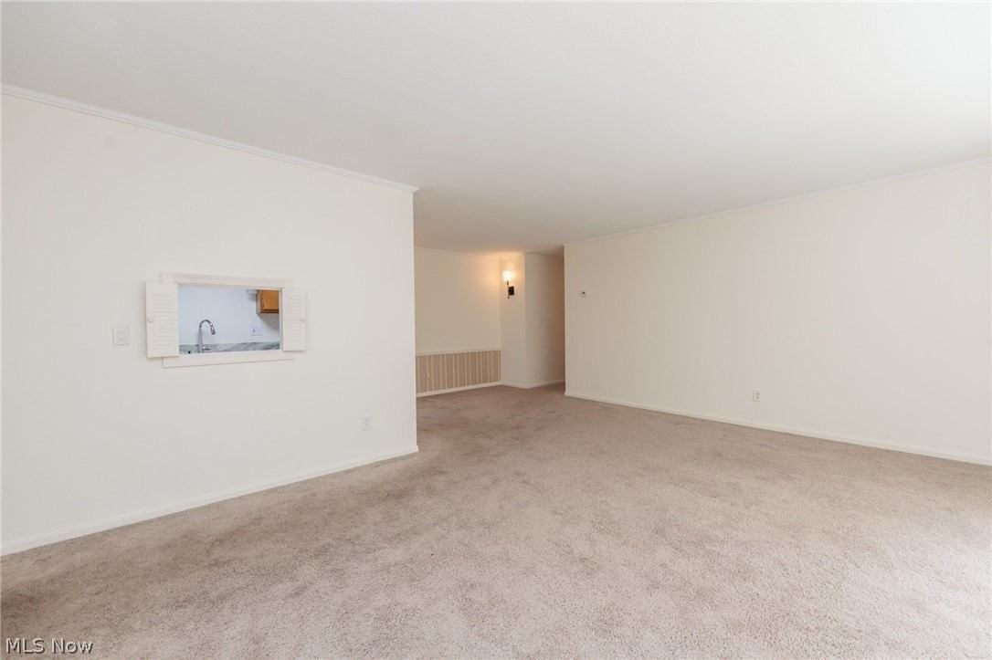 7020 Carriage Hill Dr #202 - Photo 7 of 45