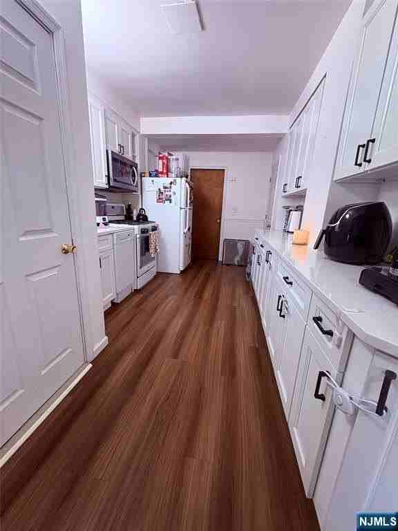 344 Valley Brook Ave - Photo 5 of 23