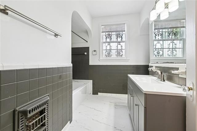 2410 Gentilly Blvd #1 - Photo 4 of 10