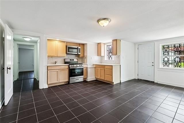 2410 Gentilly Blvd #2 - Photo 3 of 7
