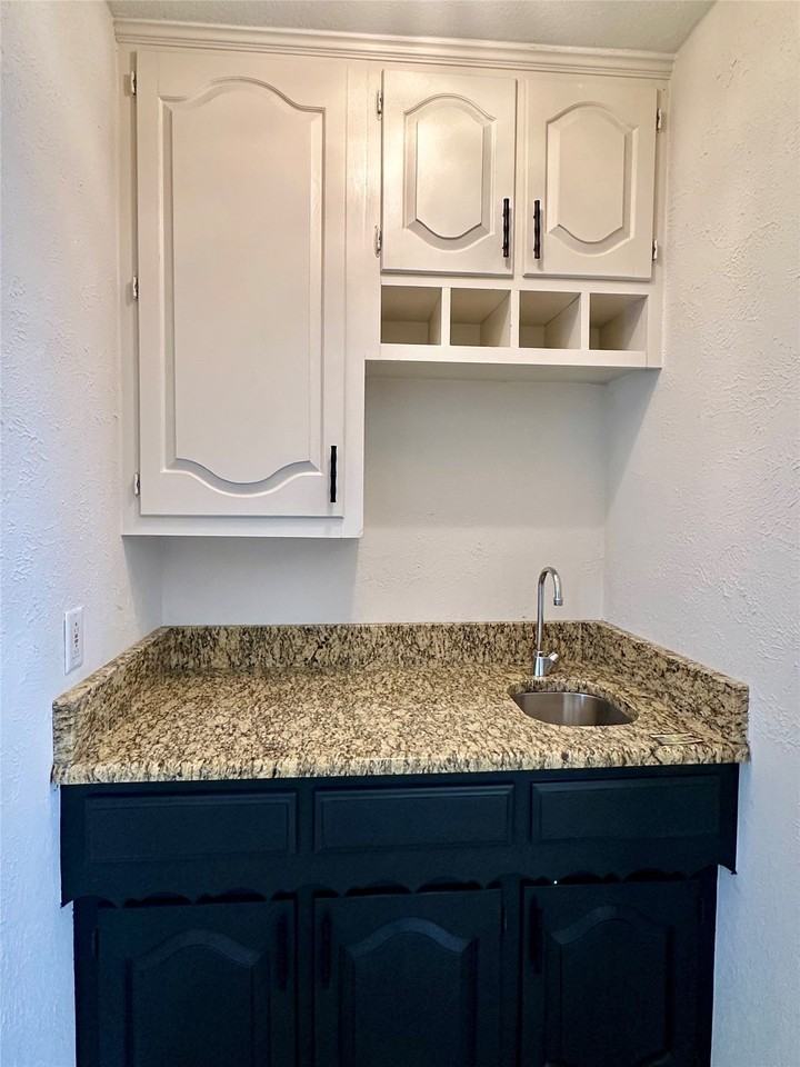 7145 Crooked Oak Dr - Photo 5 of 29