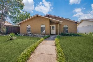 featured image of 5709 Christie Ln