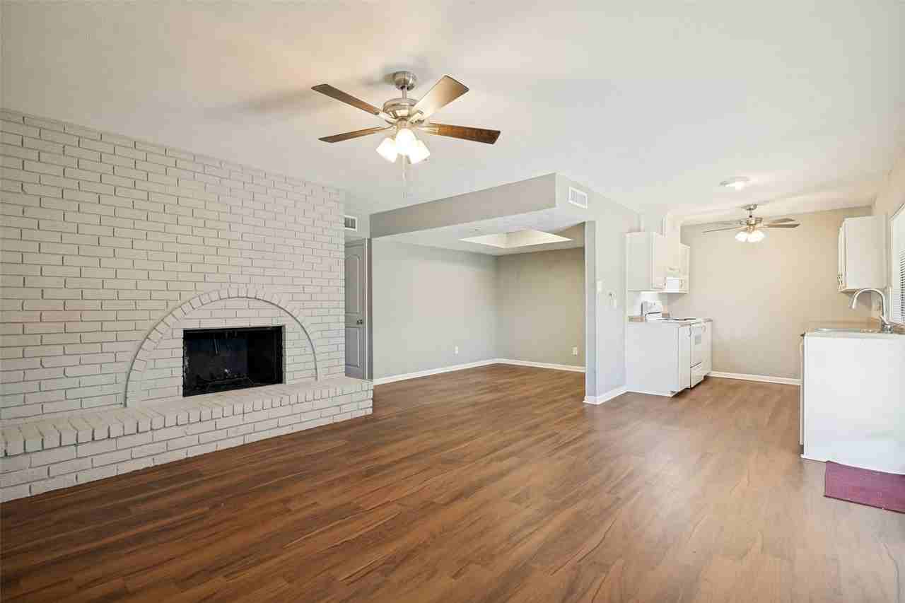 5709 Christie Ln - Photo 3 of 14