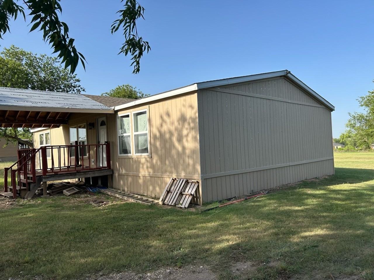 6105 Eagle Ct - Photo 2 of 32