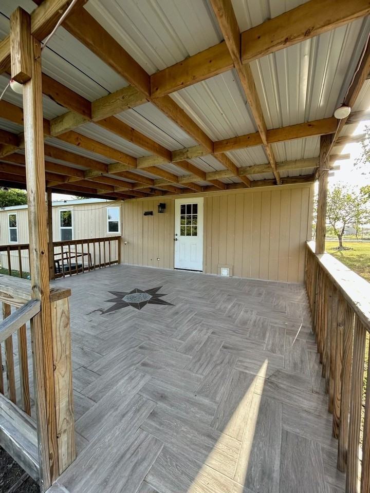 6105 Eagle Ct - Photo 6 of 32