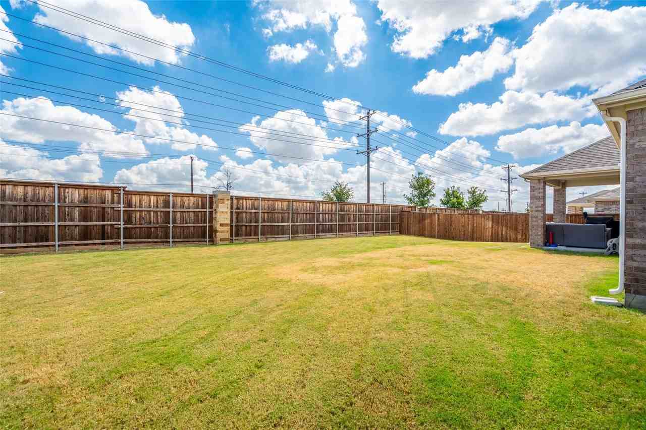 3016 Prairie Trail Ave - Photo 4 of 33