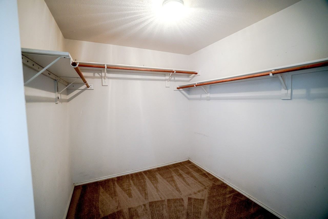 1645 Dream Catcher Way - Photo 7 of 14