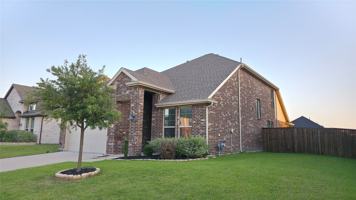 featured image of 421 Tuscany Dr